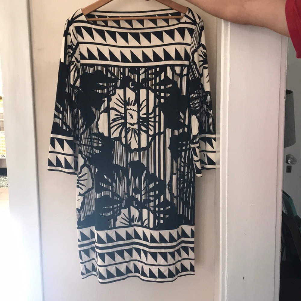 Diane Von Furstenberg black and white dress